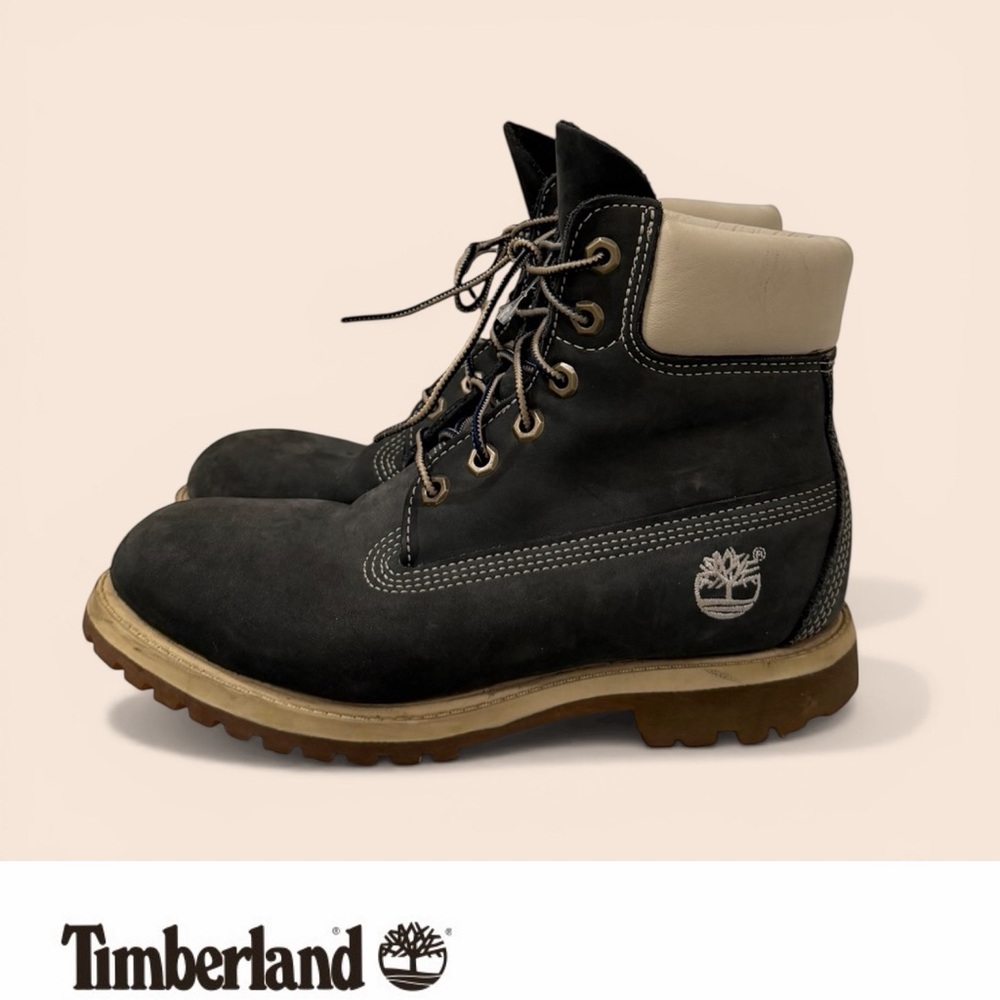 Timberland Navy Premium 6"
Waterproof Boots, Size 7.5, MSRP $210